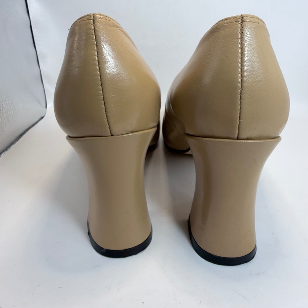 Newport News Tan Leather Square Toe Pumps Block Heel Size 9W Beige Professional - Picture 4 of 6